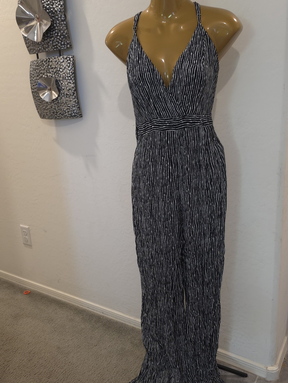 LULUS DIVINE TIME BLACK/WHITE STRIPED WIDE-LEG JUMPSUIT SIZE L JACK SKELETON